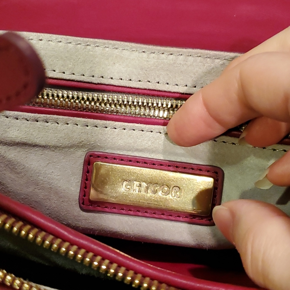 *SALE* Gryson maroon leather crossbody - Picture 10 of 13